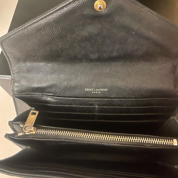 Yves Saint Laurent Black Wallet/Clutch with Gold Chain - Picture 4 of 8